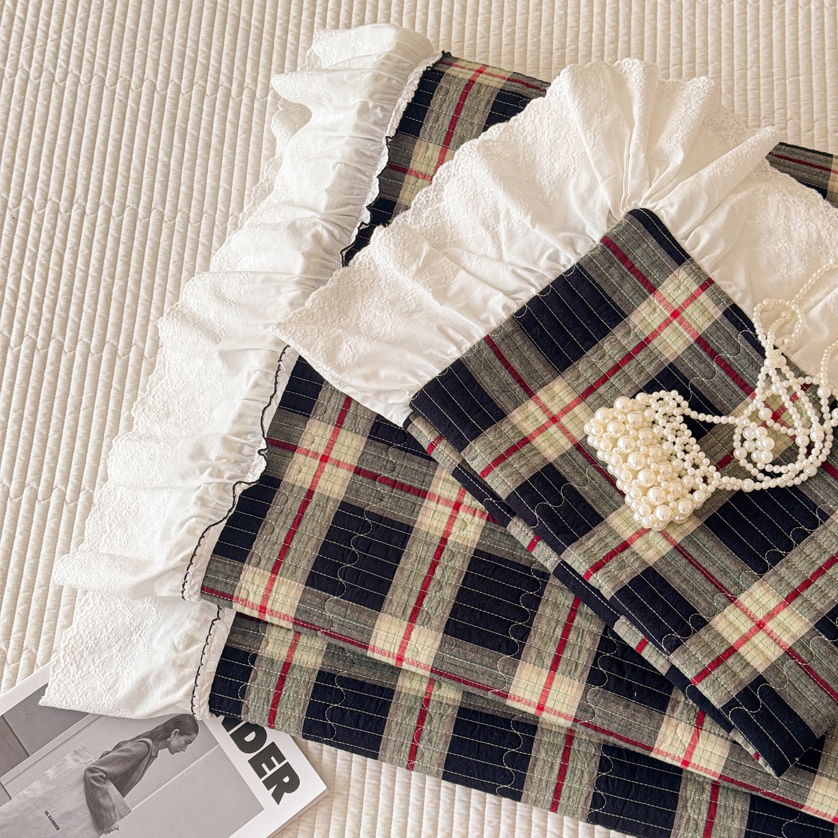 91家纺网 家纺一手货源 找家纺 沐辰 2026新款A类色织水洗棉花边款床盖 英伦格韵