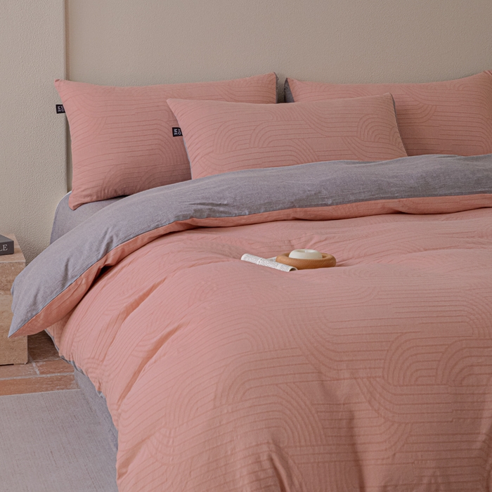 91家纺网 家纺一手货源 找家纺 恋人优选 2026新款浮光全棉纯棉提花四件套 浮光粉