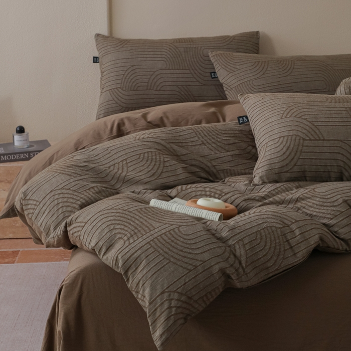 91家纺网 家纺一手货源 找家纺 恋人优选 2026新款浮光全棉纯棉提花四件套 浮光咖