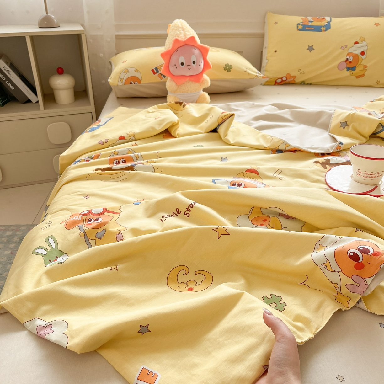 91家纺网 家纺一手货源 找家纺 博雅 2026春夏新款卡通全棉夏被夏凉被空调被四件套 可爱星星人