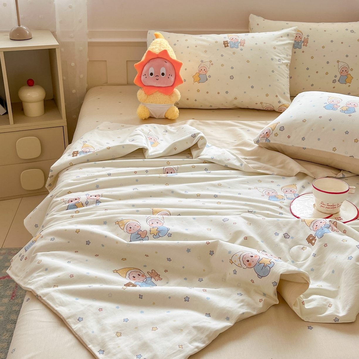 91家纺网 家纺一手货源 找家纺 博雅 2026春夏新款卡通全棉夏被夏凉被空调被四件套 可爱玩伴星星人