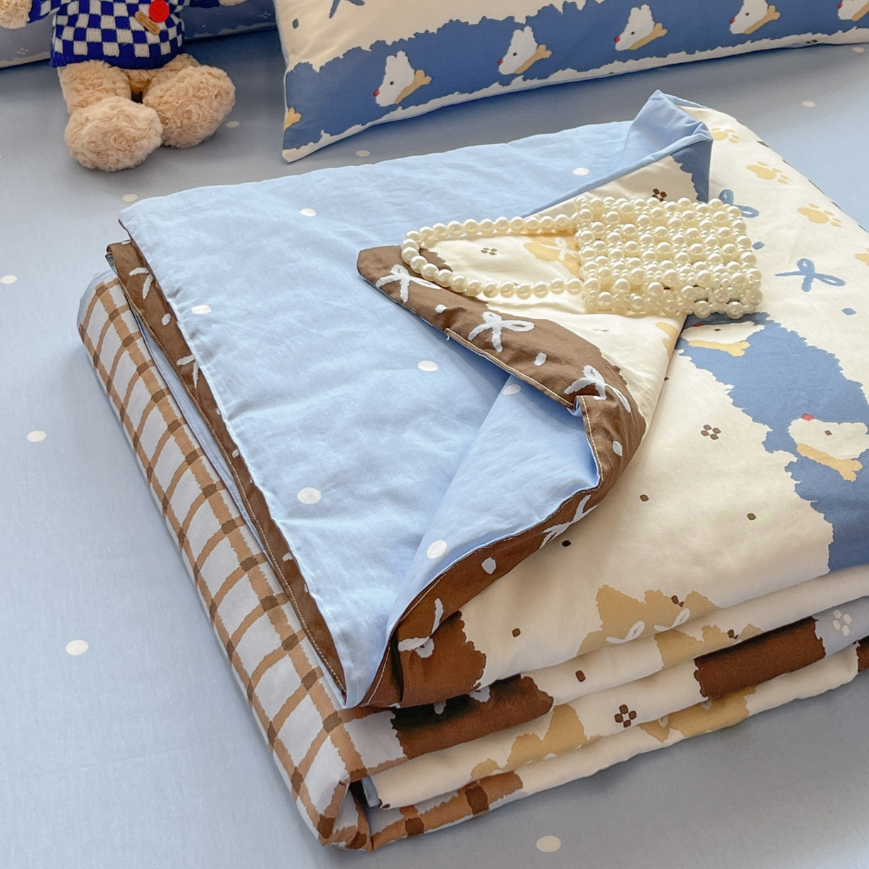 91家纺网 家纺一手货源 找家纺 博雅 2026春夏新款卡通全棉夏被夏凉被空调被四件套 雪地小狗