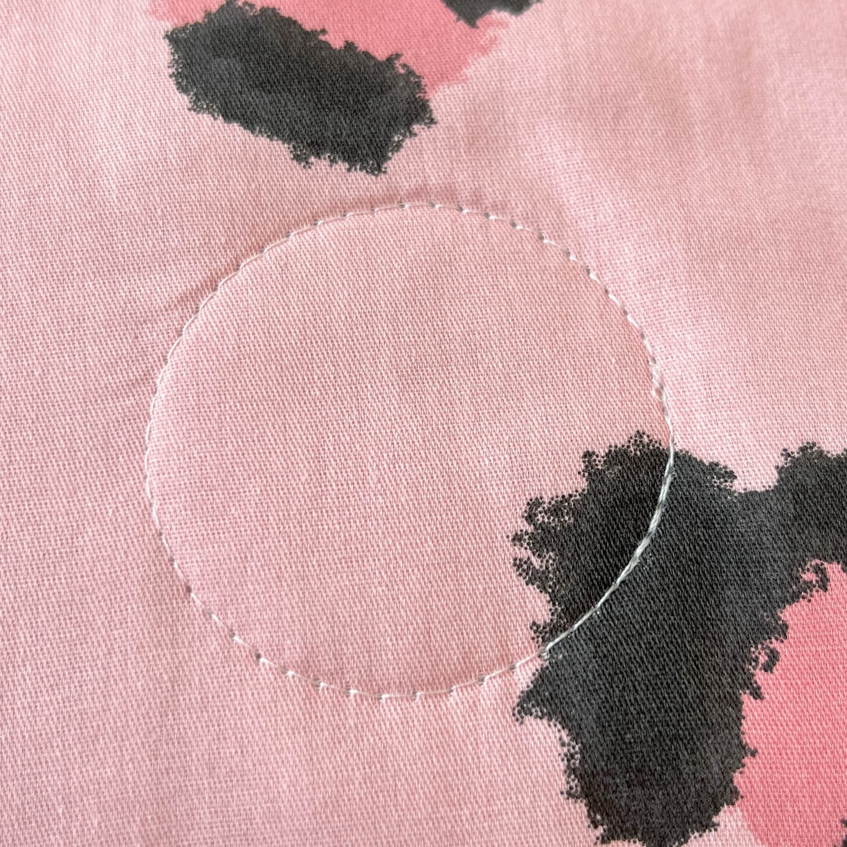 91家纺网 家纺一手货源 找家纺 博雅 2026春夏新款卡通全棉夏被夏凉被空调被四件套 豹纹小猫-粉