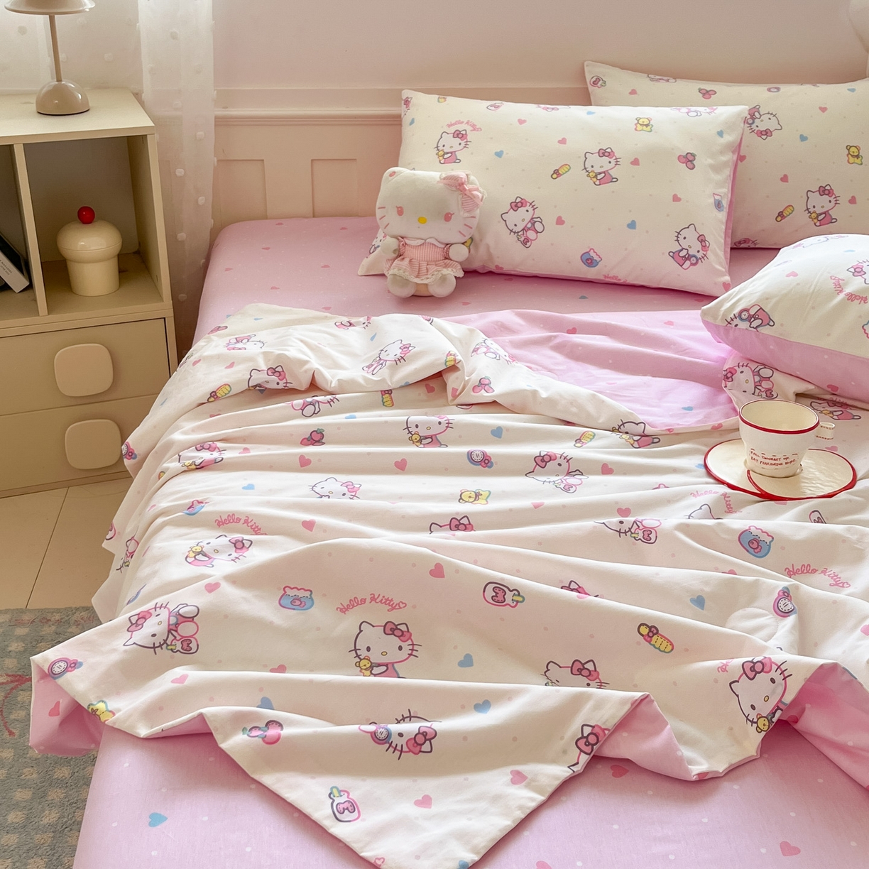 91家纺网 家纺一手货源 找家纺 博雅 2026春夏新款三丽鸥全棉夏被夏凉被空调被四件套 爱心点点kt