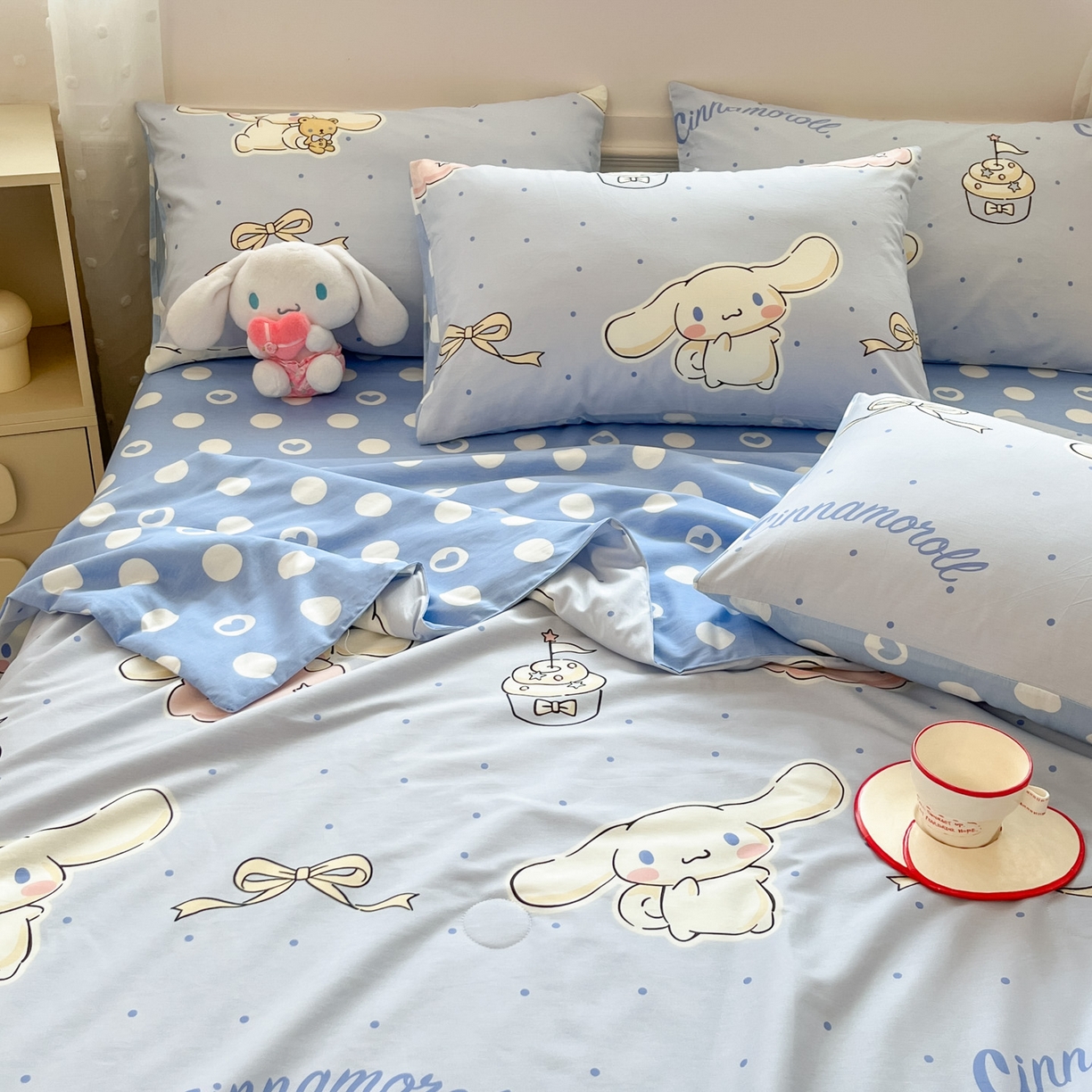 91家纺网 家纺一手货源 找家纺 博雅 2026春夏新款三丽鸥全棉夏被夏凉被空调被四件套 点点玉桂狗