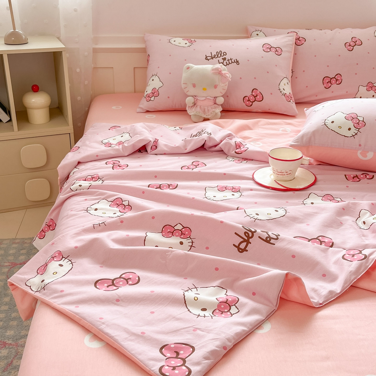 91家纺网 家纺一手货源 找家纺 博雅 2026春夏新款三丽鸥全棉夏被夏凉被空调被四件套 蝴蝶结KT