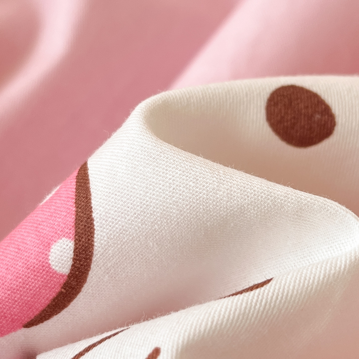 91家纺网 家纺一手货源 找家纺 博雅 2026春夏新款三丽鸥全棉夏被夏凉被空调被四件套 蝴蝶结KT