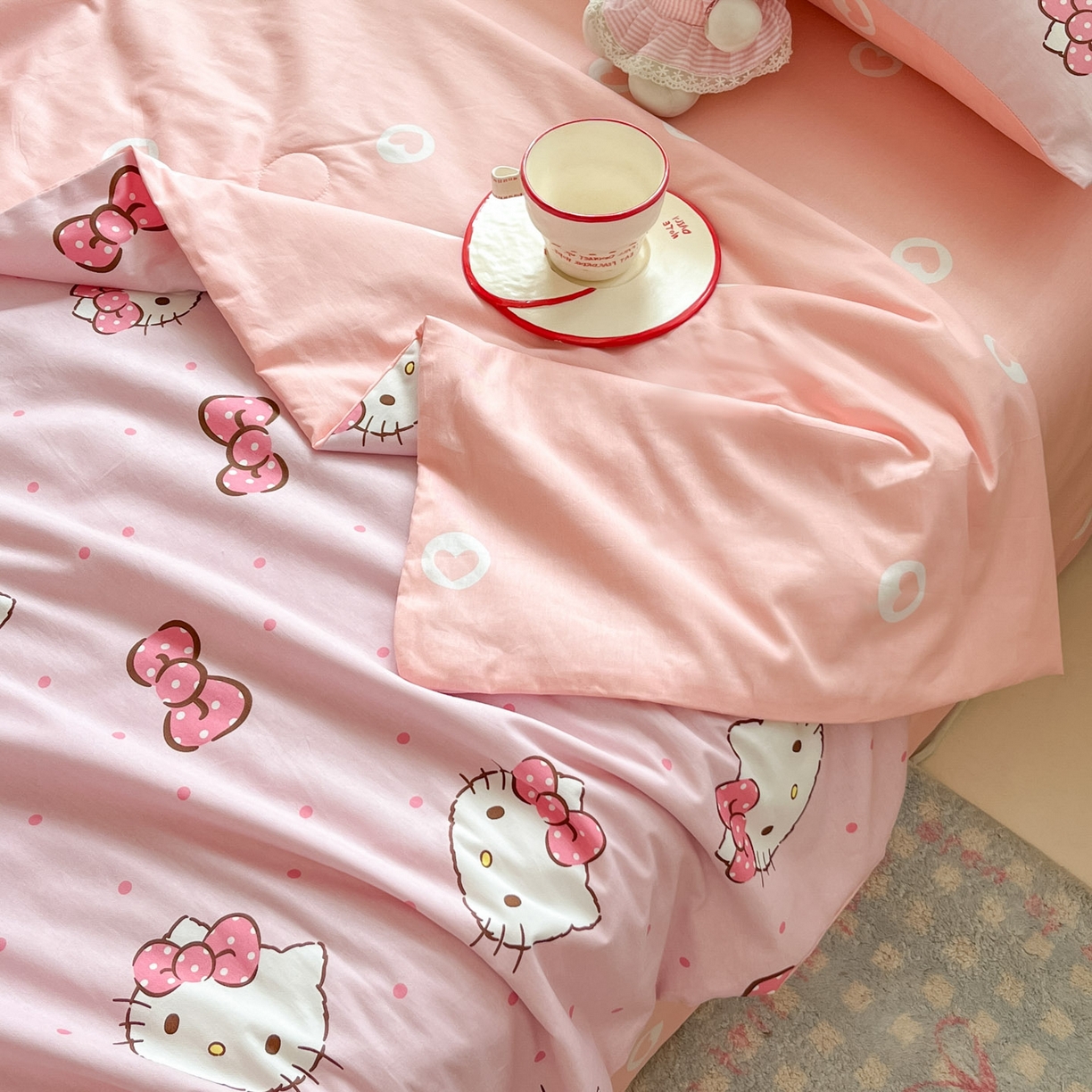 91家纺网 家纺一手货源 找家纺 博雅 2026春夏新款三丽鸥全棉夏被夏凉被空调被四件套 蝴蝶结KT