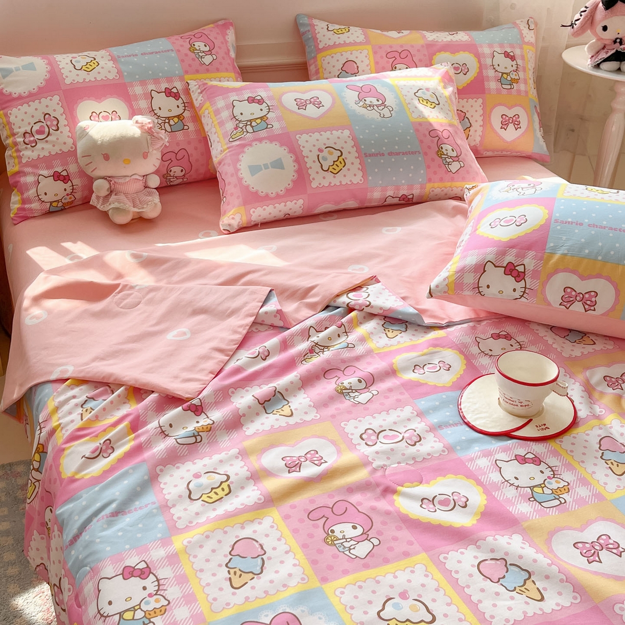 91家纺网 家纺一手货源 找家纺 博雅 2026春夏新款三丽鸥全棉夏被夏凉被空调被四件套 甜品格美乐蒂KT