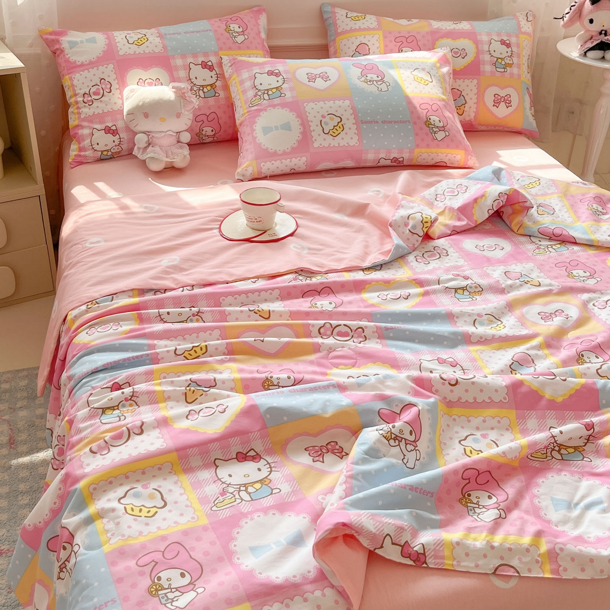 91家纺网 家纺一手货源 找家纺 博雅 2026春夏新款三丽鸥全棉夏被夏凉被空调被四件套 甜品格美乐蒂KT