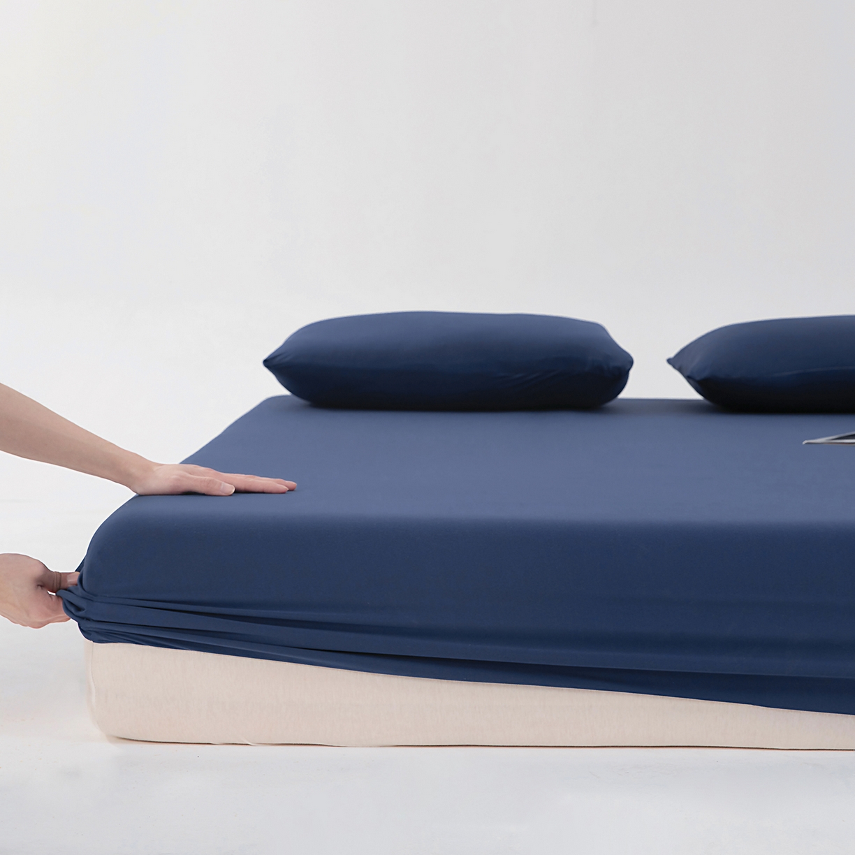 91家纺网 家纺一手货源 找家纺 北部居 2026新款针织棉单床笠 静海蓝