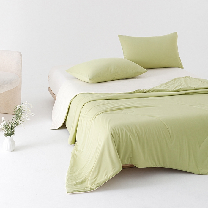 91家纺网 家纺一手货源 找家纺 优被业 2026新款云感凉感丝夏凉被  抗菌防螨超清爽 冰柔-抹茶绿