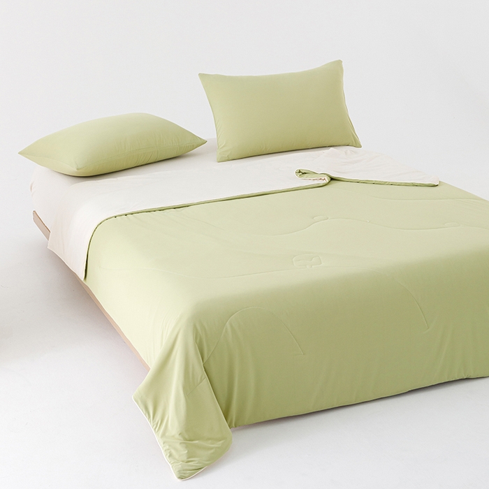 91家纺网 家纺一手货源 找家纺 优被业 2026新款云感凉感丝夏凉被  抗菌防螨超清爽 冰柔-抹茶绿