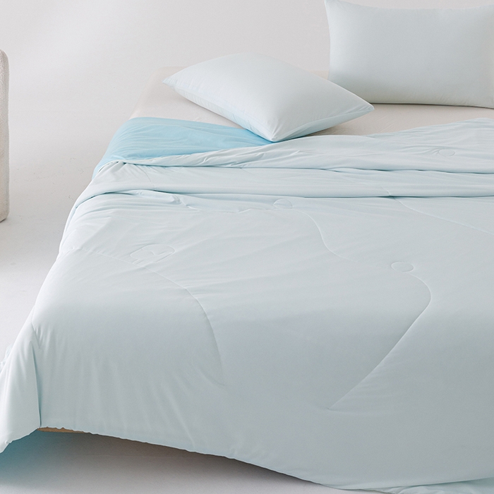 91家纺网 家纺一手货源 找家纺 优被业 2026新款云感凉感丝夏凉被  抗菌防螨超清爽 冰柔-海盐蓝