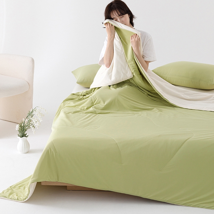 91家纺网 家纺一手货源 找家纺 优被业 2026新款云感凉感丝夏凉被  抗菌防螨超清爽 冰柔-抹茶绿