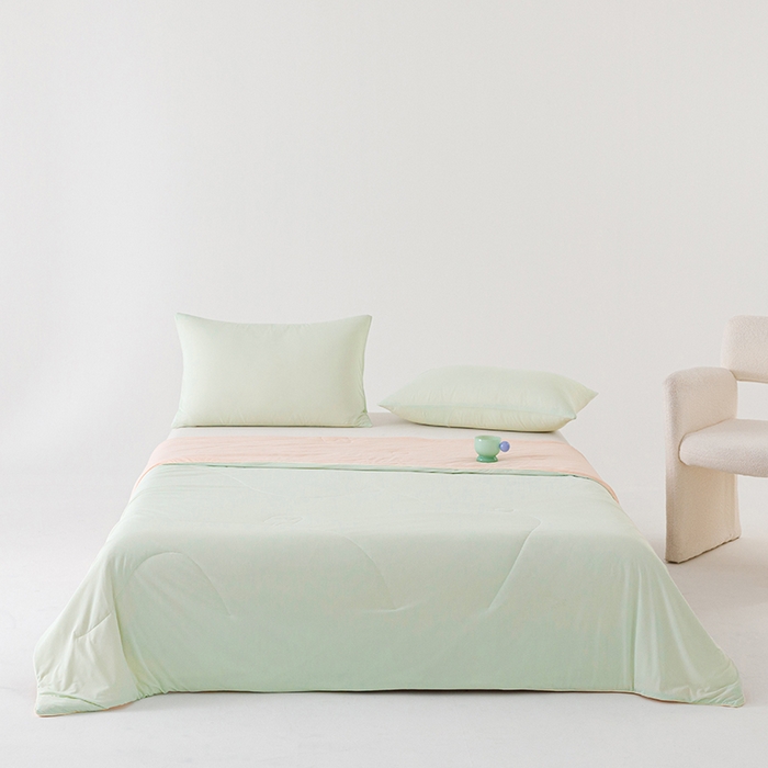 91家纺网 家纺一手货源 找家纺 优被业 2026新款云感凉感丝夏凉被  抗菌防螨超清爽 冰柔-柠檬绿