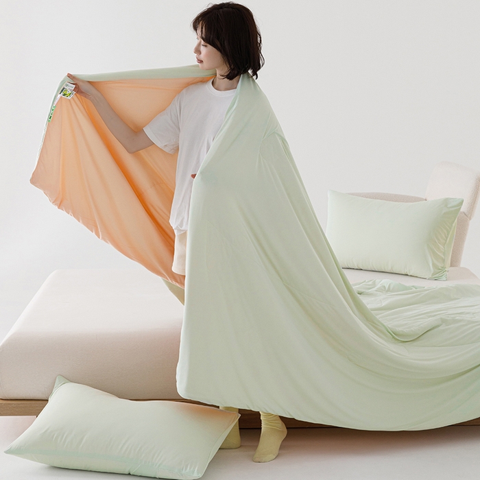 91家纺网 家纺一手货源 找家纺 优被业 2026新款云感凉感丝夏凉被  抗菌防螨超清爽 冰柔-柠檬绿