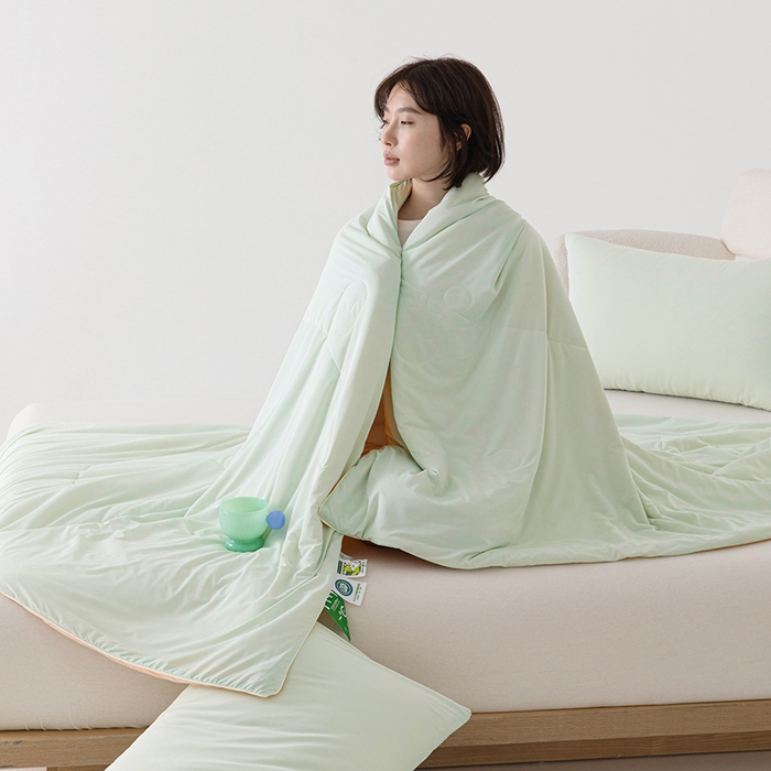 91家纺网 家纺一手货源 找家纺 优被业 2026新款云感凉感丝夏凉被  抗菌防螨超清爽 冰柔-柠檬绿