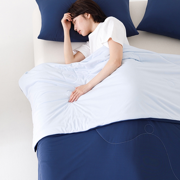 91家纺网 家纺一手货源 找家纺 优被业 2026新款云感凉感丝夏凉被  抗菌防螨超清爽 冰柔-深睡蓝