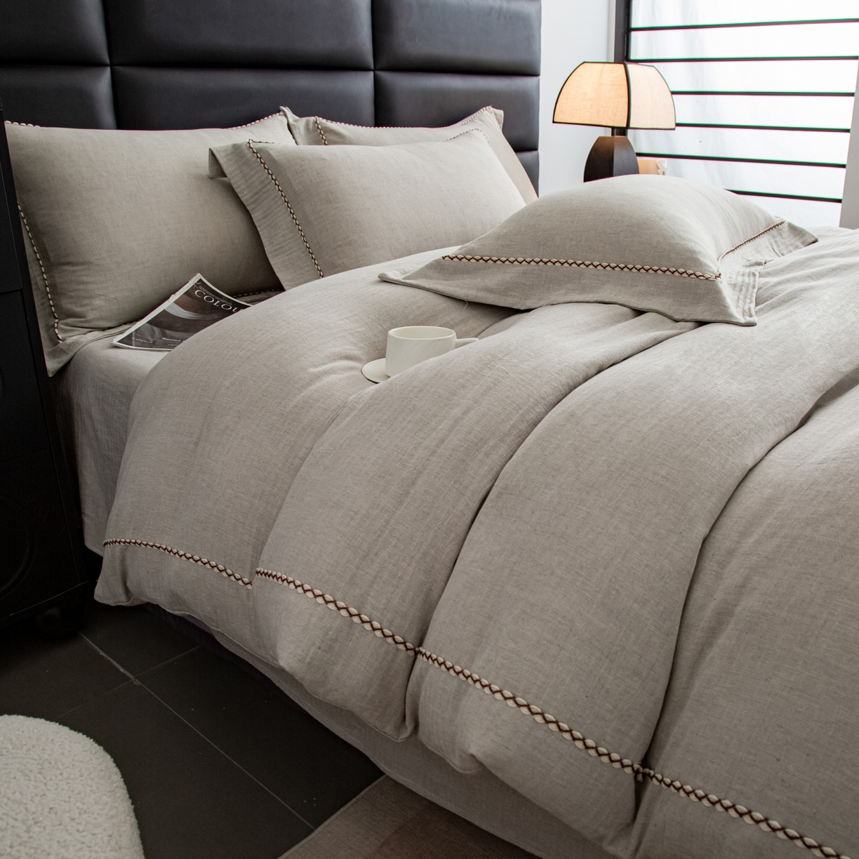 91家纺网 家纺一手货源 找家纺 慕梵家居 2026春夏新款全棉棉麻简约纯色系列四件套-棉麻 棉麻-浅灰