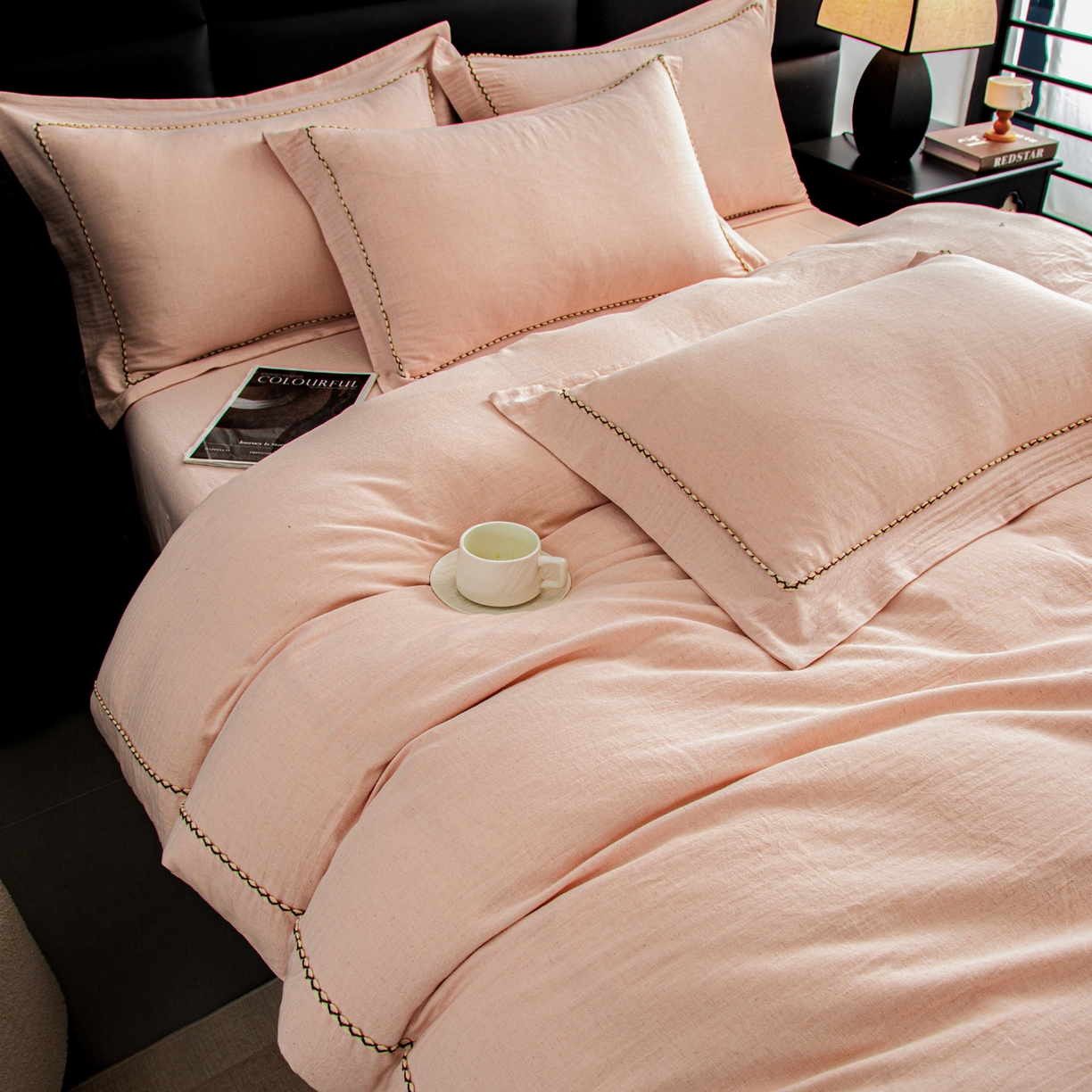 91家纺网 家纺一手货源 找家纺 慕梵家居 2026春夏新款全棉棉麻简约纯色系列四件套-棉麻 棉麻-柔粉