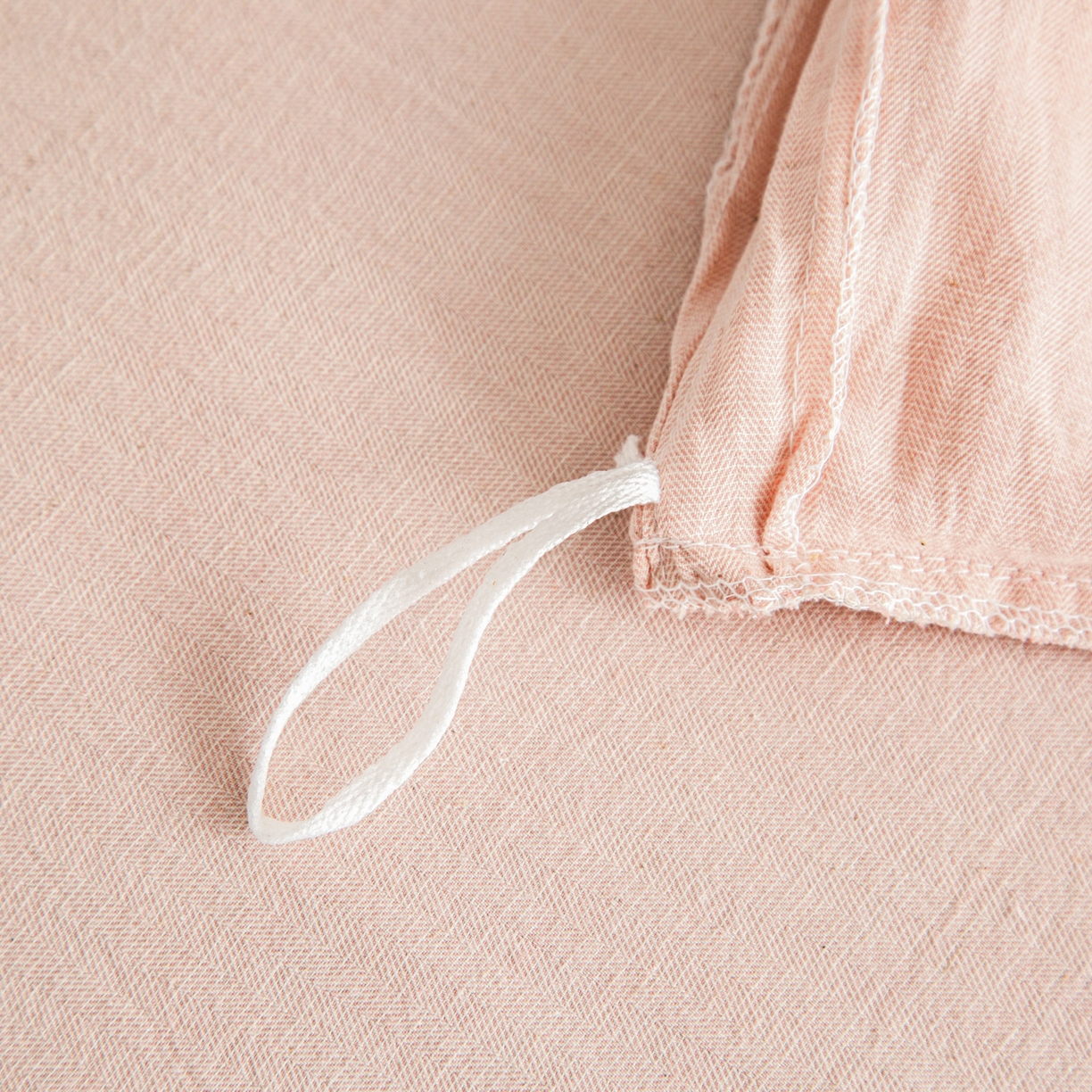 91家纺网 家纺一手货源 找家纺 慕梵家居 2026春夏新款全棉棉麻简约纯色系列四件套-棉麻 棉麻-柔粉