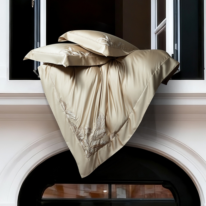 91家纺网 家纺一手货源 找家纺 诗黛尔 2026春夏新款天丝刺绣流绪微梦系列四件套 流绪微梦-香槟金