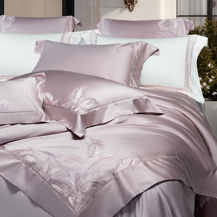 91家纺网 家纺一手货源 找家纺 诗黛尔 2026春夏新款天丝刺绣流绪微梦系列四件套 流绪微梦-淡雅紫