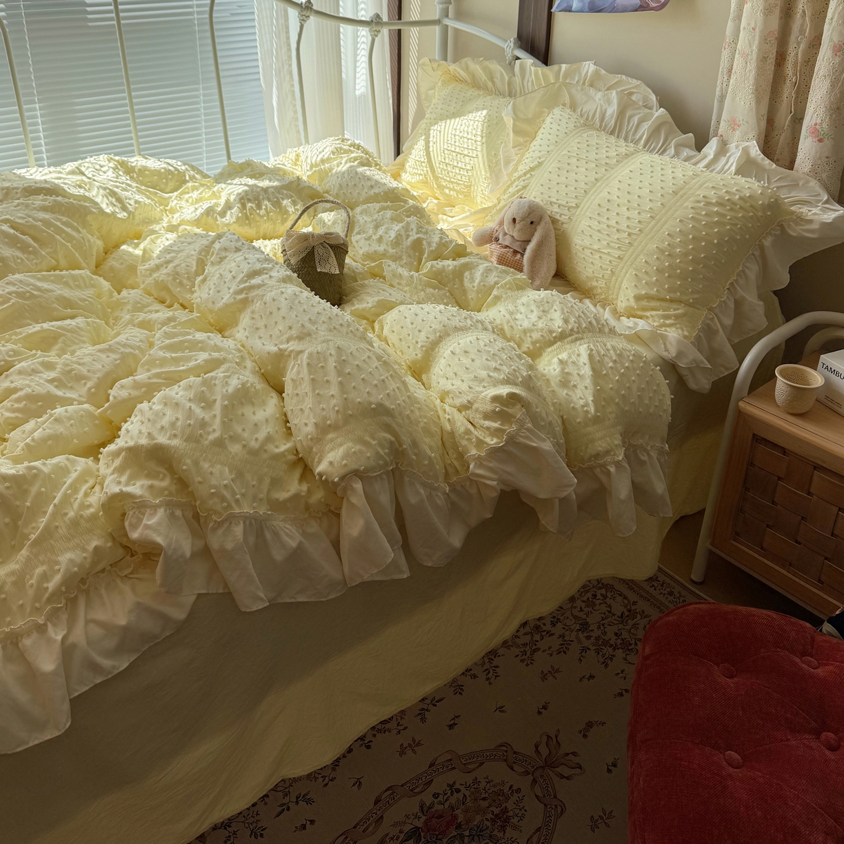 91家纺网 家纺一手货源 找家纺 轻奢坊 2026新款泡泡纱剪花四件套-满天星 满天星黄