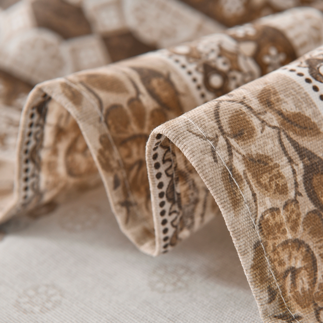 91家纺网 家纺一手货源 找家纺 悠米悠家 2026新款工艺款印花老粗布床单单品床单床单单件凉席席子 棕调波西纹