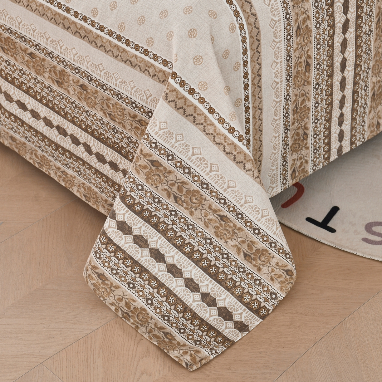 91家纺网 家纺一手货源 找家纺 悠米悠家 2026新款工艺款印花老粗布床单单品床单床单单件凉席席子 棕调波西纹