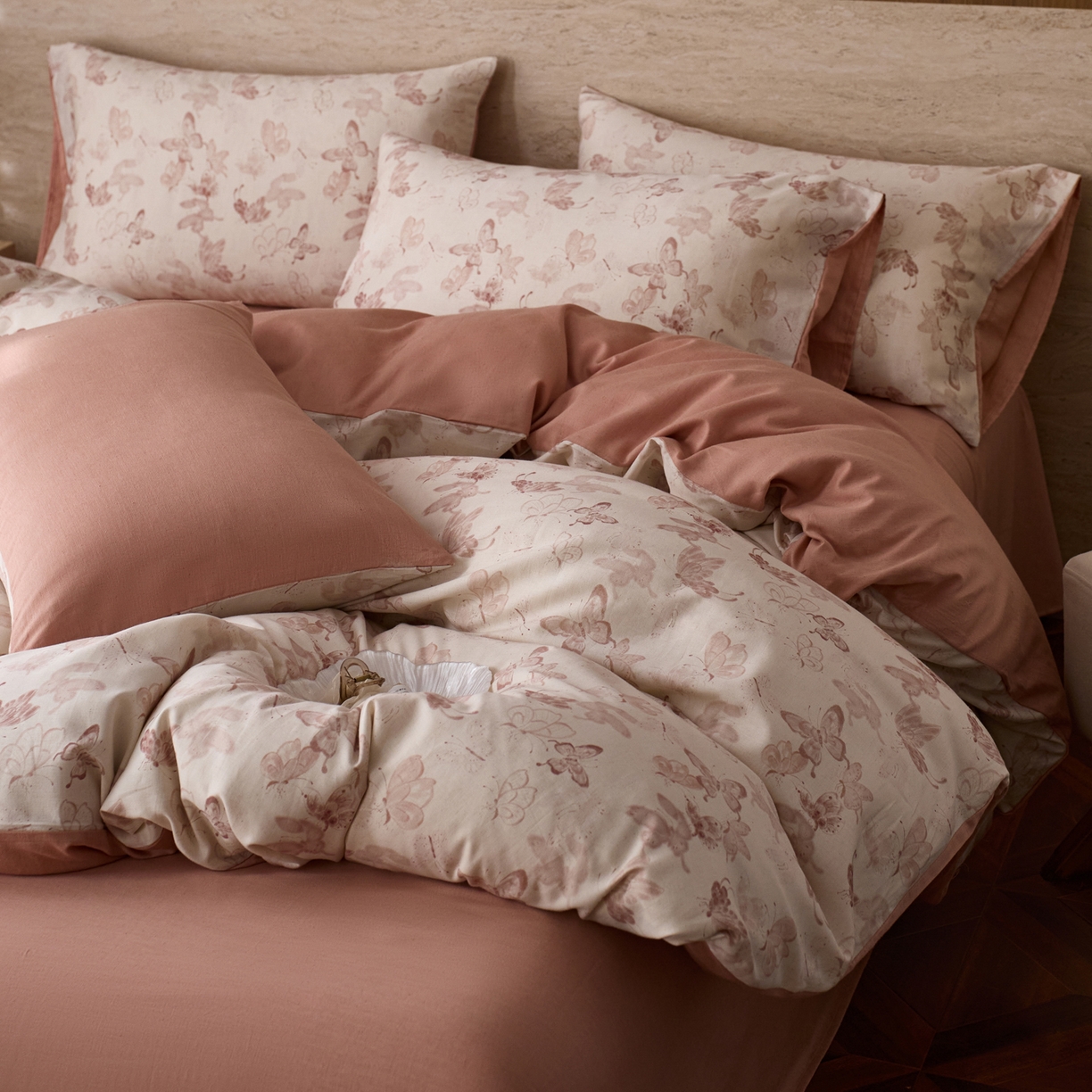 91家纺网 家纺一手货源 找家纺 如一 2026新款A类复古全棉棉麻印花四件套 蝶影