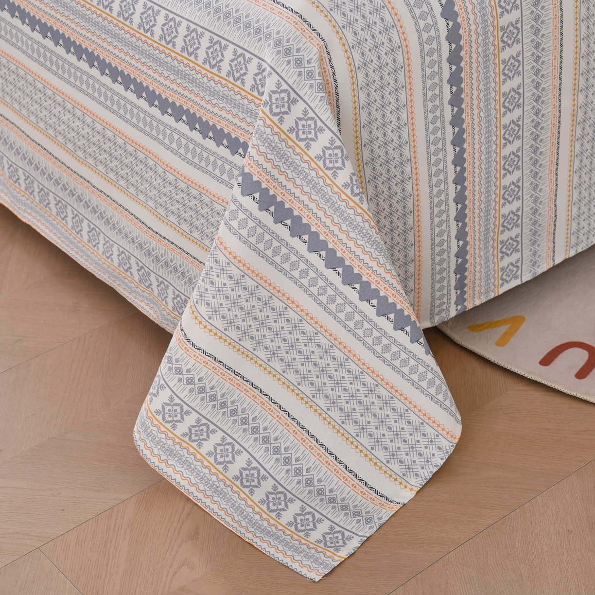 91家纺网 家纺一手货源 找家纺 悠米悠家 2026新款工艺款印花老粗布床单单品床单床单单件凉席席子 波西米亚几何条