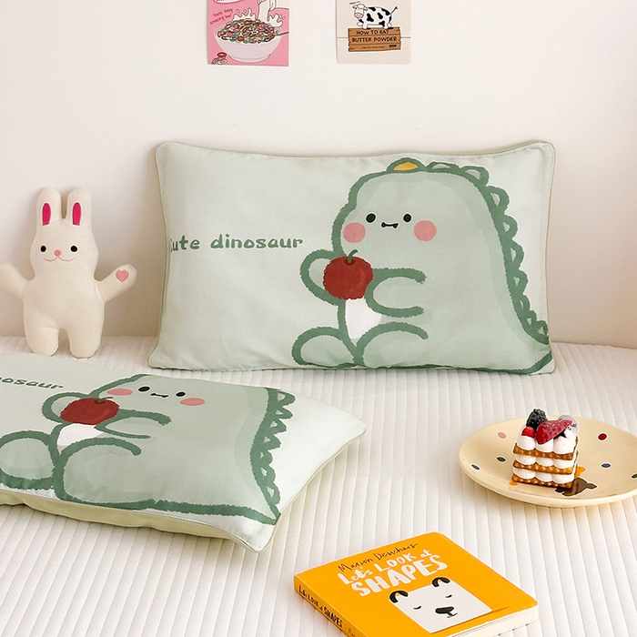 91家纺网 家纺一手货源 找家纺 嗨生活 2026新款全棉纯棉双层纱大版枕套儿童枕套幼儿园枕套枕芯单品枕套枕套单件 奶油恐龙