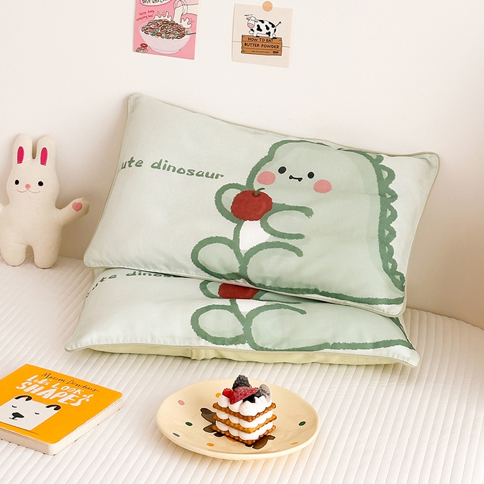 91家纺网 家纺一手货源 找家纺 嗨生活 2026新款全棉纯棉双层纱大版枕套儿童枕套幼儿园枕套枕芯单品枕套枕套单件 奶油恐龙