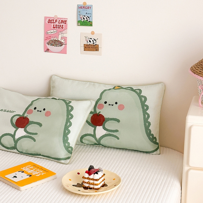 91家纺网 家纺一手货源 找家纺 嗨生活 2026新款全棉纯棉双层纱大版枕套儿童枕套幼儿园枕套枕芯单品枕套枕套单件 奶油恐龙