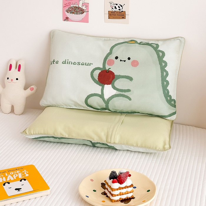 91家纺网 家纺一手货源 找家纺 嗨生活 2026新款全棉纯棉双层纱大版枕套儿童枕套幼儿园枕套枕芯单品枕套枕套单件 奶油恐龙