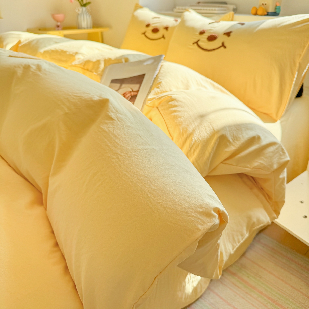 91家纺网 家纺一手货源 找家纺 雨帆家纺 2026新款云朵棉卡通毛巾绣四件套 奶黄尼尼