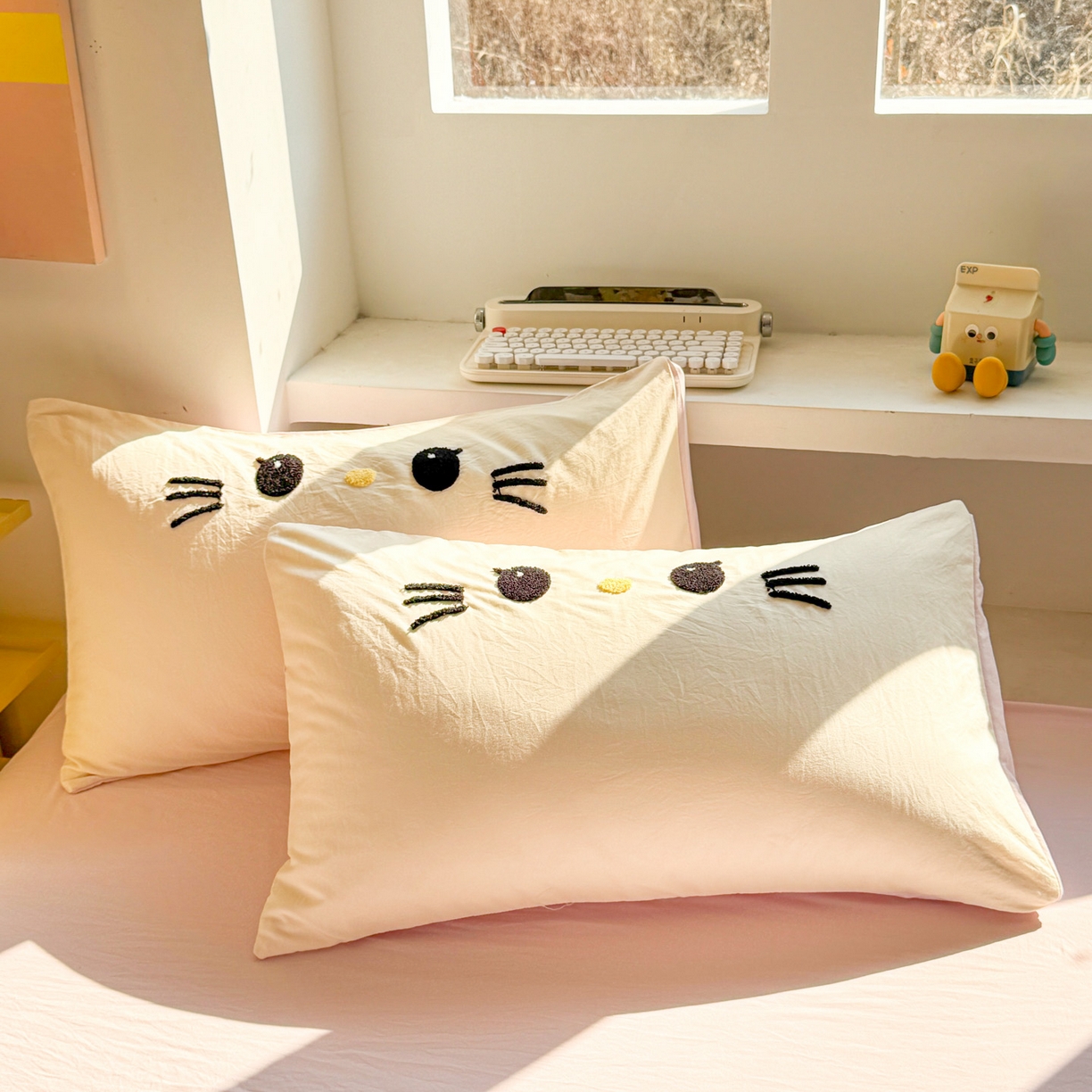 91家纺网 家纺一手货源 找家纺 雨帆家纺 2026新款云朵棉卡通毛巾绣四件套 奶油甜美猫