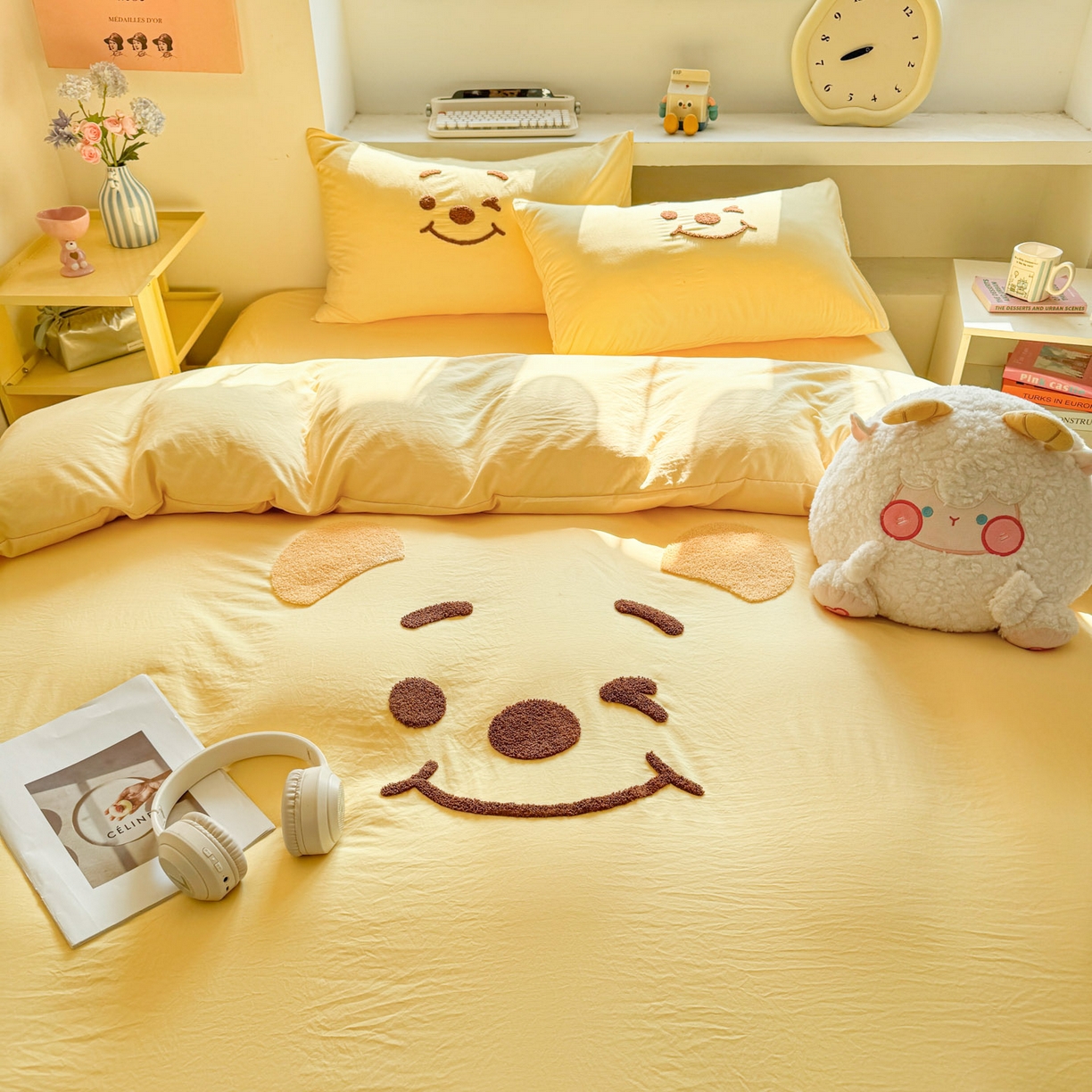 91家纺网 家纺一手货源 找家纺 雨帆家纺 2026新款云朵棉卡通毛巾绣四件套 奶黄尼尼