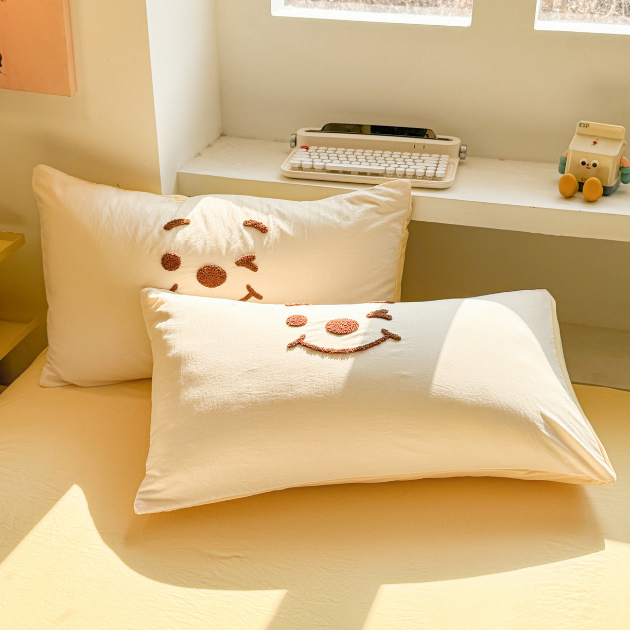 91家纺网 家纺一手货源 找家纺 雨帆家纺 2026新款云朵棉卡通毛巾绣四件套 奶油尼尼