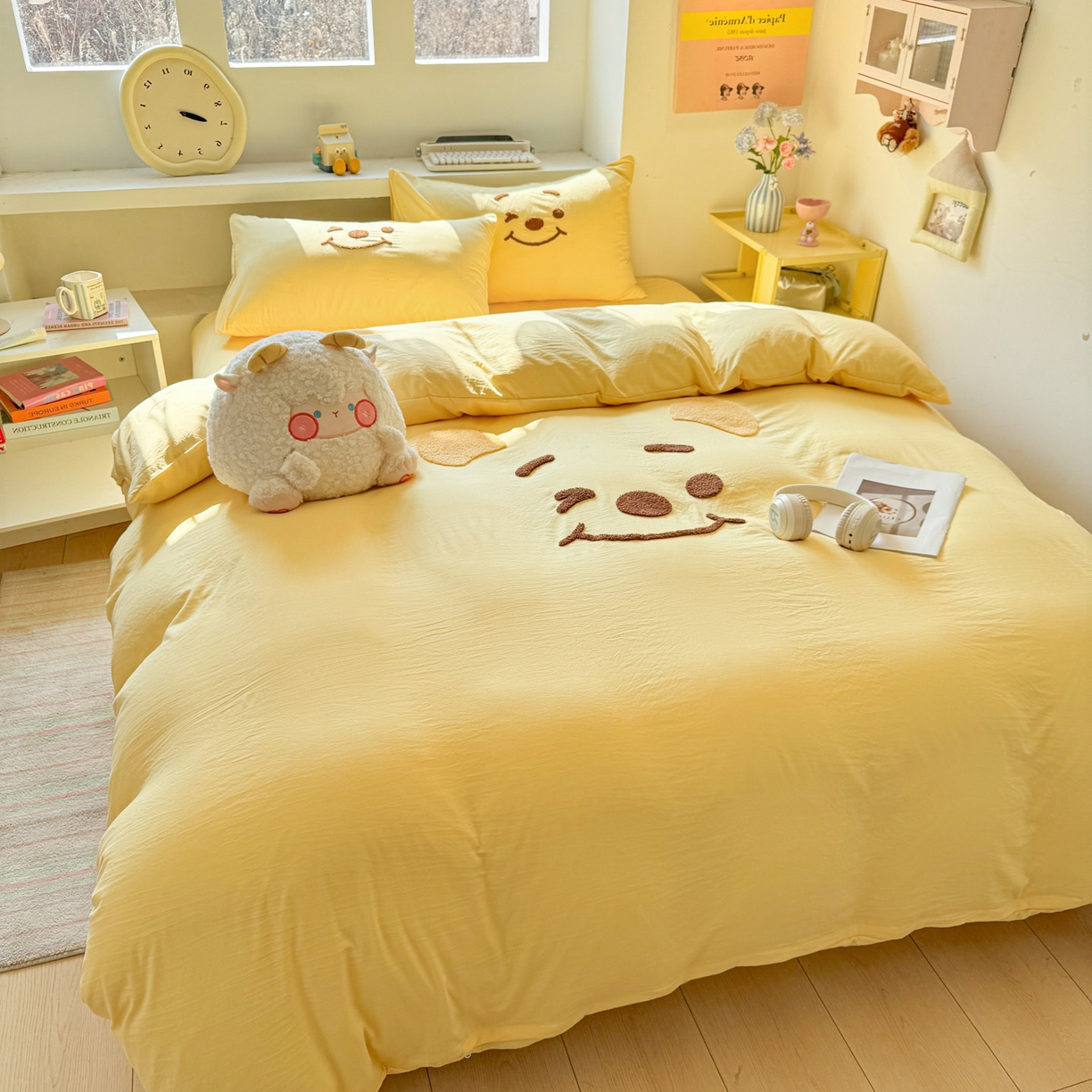 91家纺网 家纺一手货源 找家纺 雨帆家纺 2026新款云朵棉卡通毛巾绣四件套 奶黄尼尼