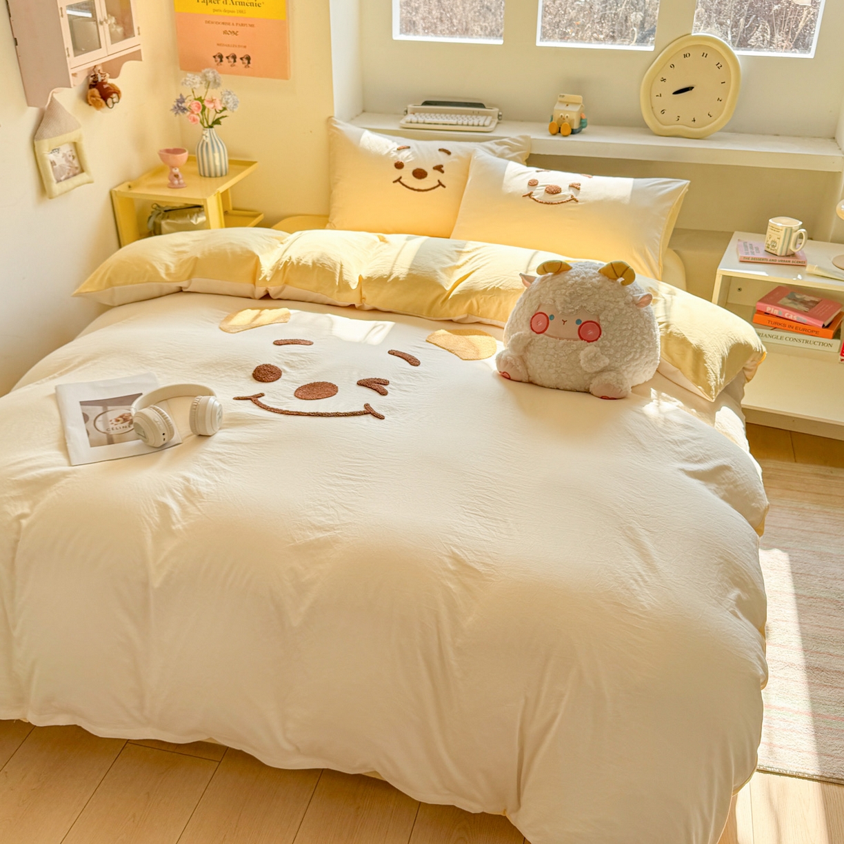 91家纺网 家纺一手货源 找家纺 雨帆家纺 2026新款云朵棉卡通毛巾绣四件套 奶油尼尼