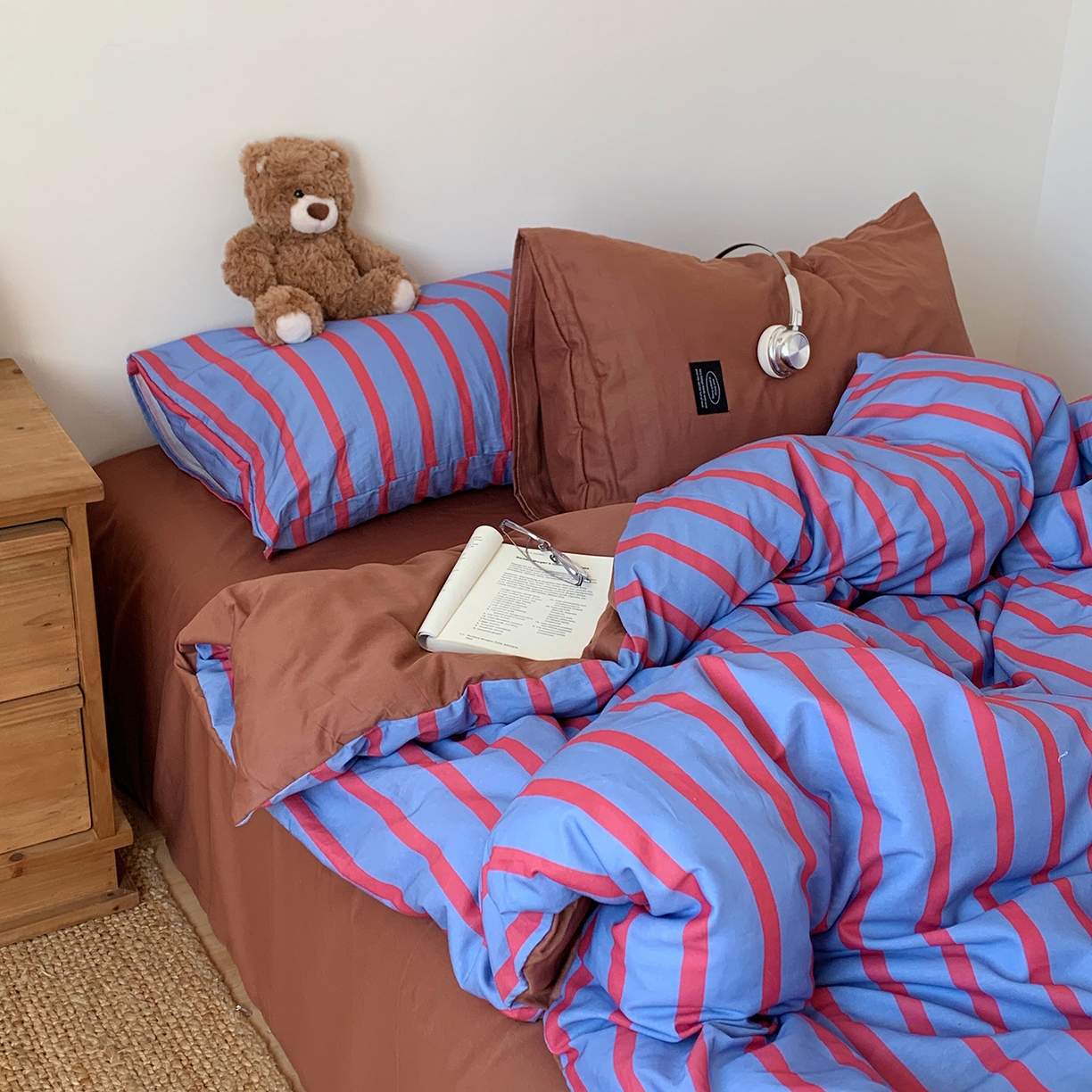 91家纺网 家纺一手货源 找家纺 桃喜 2026新款全棉条纹13070系列四件套 红蓝条纹（全棉）