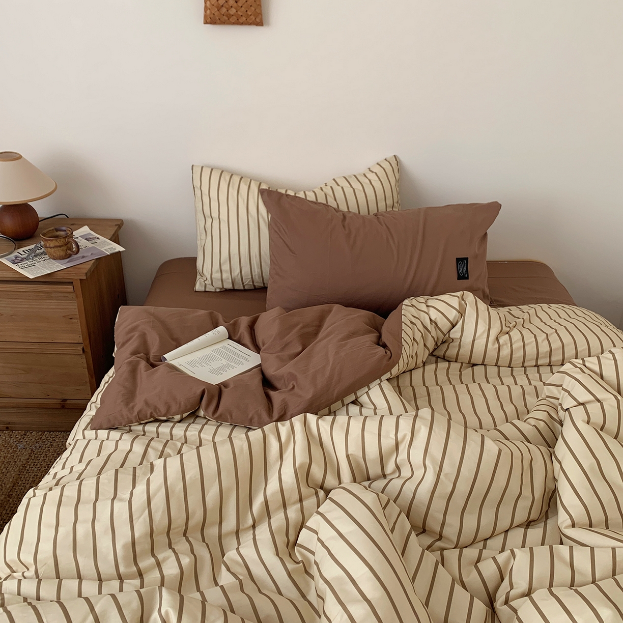 91家纺网 家纺一手货源 找家纺 桃喜 2026新款全棉条纹13070系列四件套 栗子棕条（全棉）