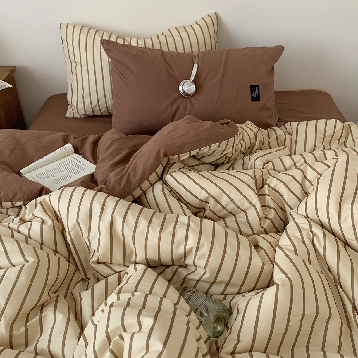 91家纺网 家纺一手货源 找家纺 桃喜 2026新款全棉条纹13070系列四件套 栗子棕条（全棉）