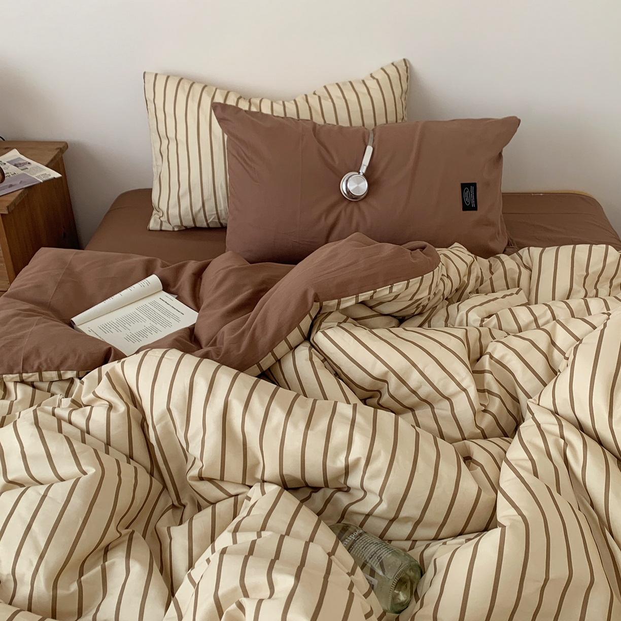 91家纺网 家纺一手货源 找家纺 桃喜 2026新款全棉条纹13070系列四件套 栗子棕条（全棉）