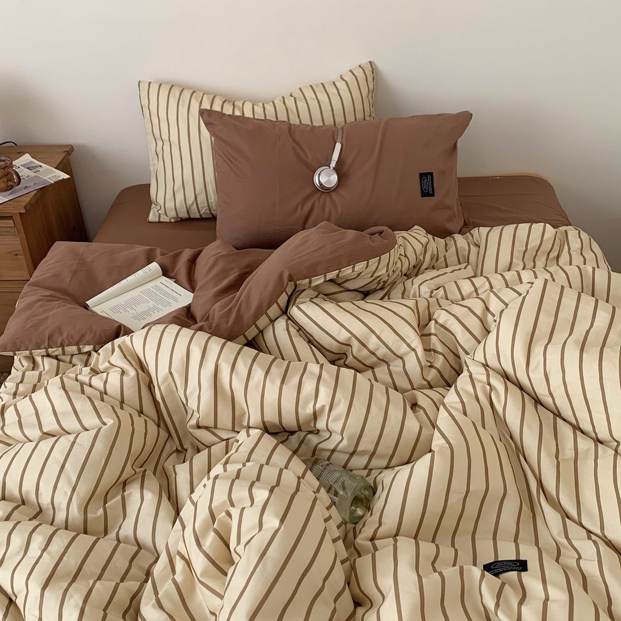 91家纺网 家纺一手货源 找家纺 桃喜 2026新款全棉条纹13070系列四件套 栗子棕条（全棉）
