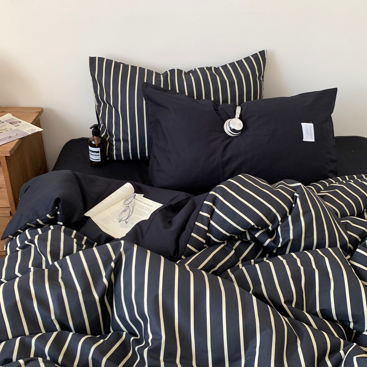 91家纺网 家纺一手货源 找家纺 桃喜 2026新款全棉条纹13070系列四件套 黑白条纹（全棉）