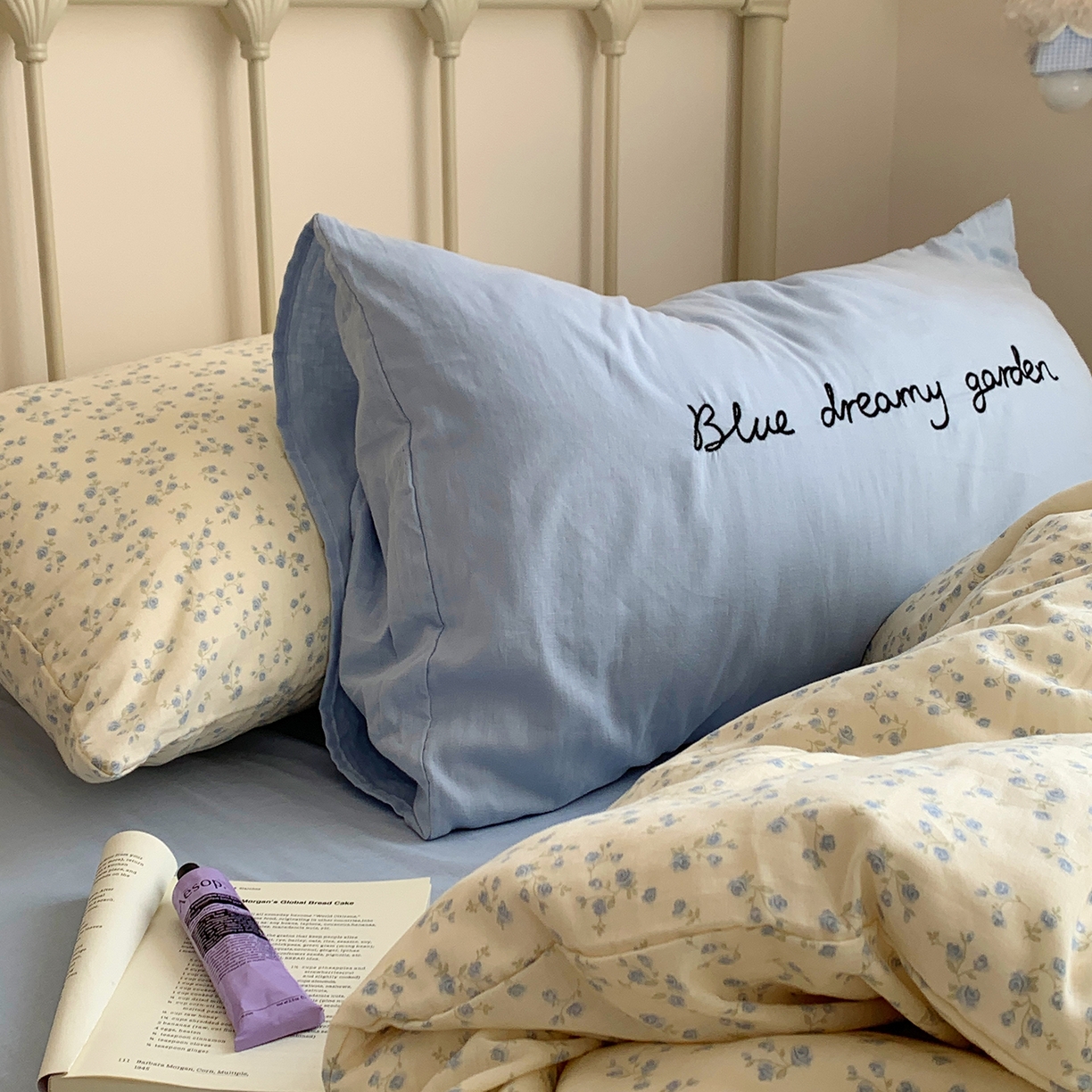 91家纺网 家纺一手货源 找家纺 桃喜 2026新款全棉双层纱碎花枕套混搭系列四件套 风铃草